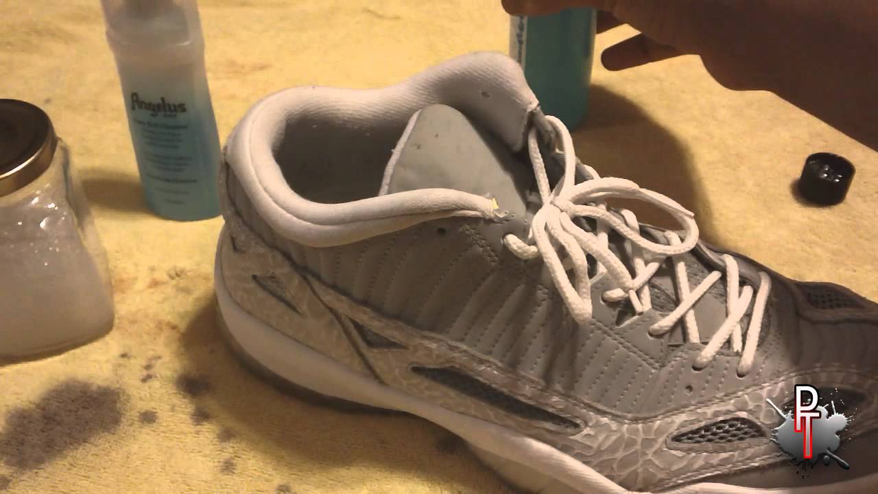 How to Clean A Shoe Sock-liner - YouTube