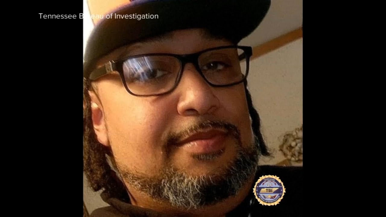 Manhunt underway in Tennessee after 2 deputies shot, 1 fatally - YouTube