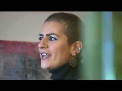 ريم بنا غنت الله اصبح لاجئا فأصيبت بشلل في الأحبال الصوتية