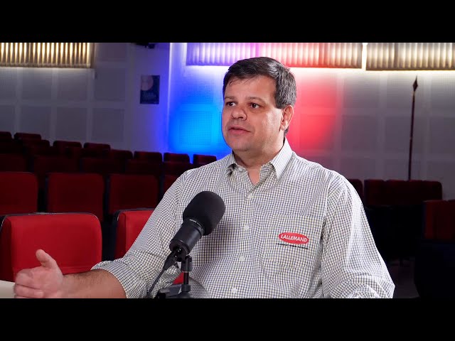 Lucas Mari — silagem, microrganismos e manejo de forragens | SimbovCerrado 2025