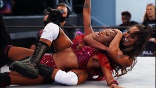 Brandi using the Queen Slayer in front of Anna Jay !