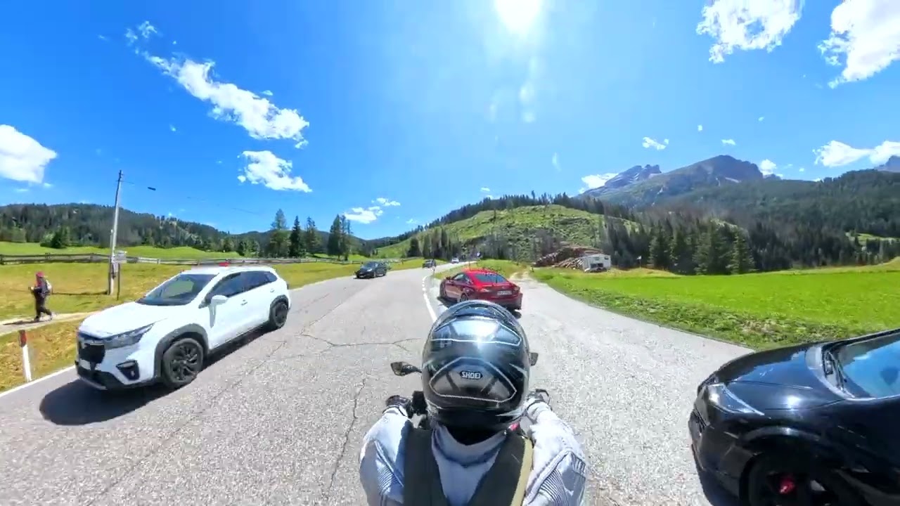 Dolomites Bird Ski Centre too Cortina