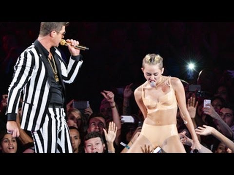 Video: MTV Video Music Awards: Onherkenbare Gaga en Katy Perry's Triumph