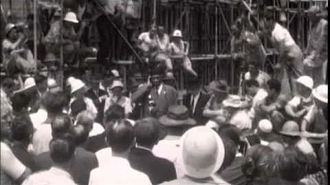 Paul Robeson sings for the workers at Sydney Opera...