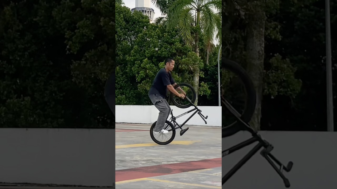 Today…. Is Monday haha #bmx #bmxplus #bmxflatland