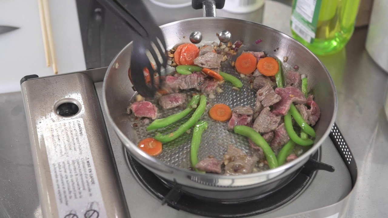 Kitchen Skills: How to Sauté - YouTube