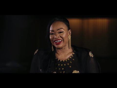 Oumou Sangaré - Djoukourou (Acoustic)
