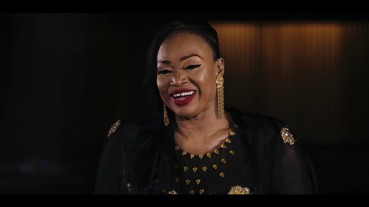 1280px x 720px - Oumou SangarÃ© Is Raw And Unplugged In Video 'Djoukourou' | Essence