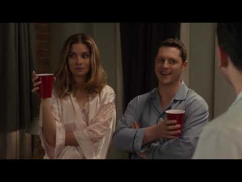 Schitt's Creek 5X05 - Housewarming Party 3