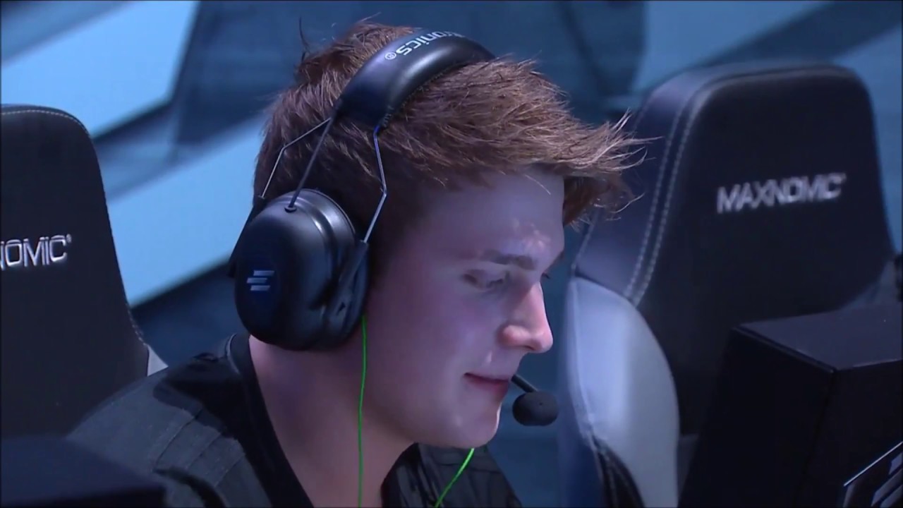 CS:GO - Konfig vs. znajder -KNIFE - YouTube