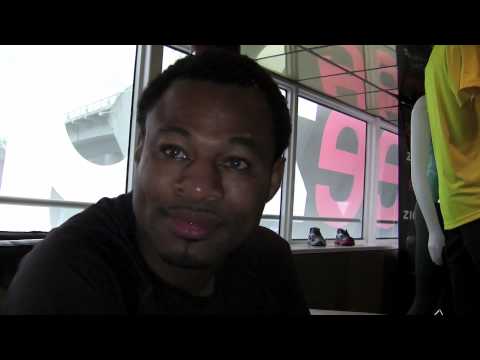 Sugar Shane Mosley talks about Floyd Mayweather, M...