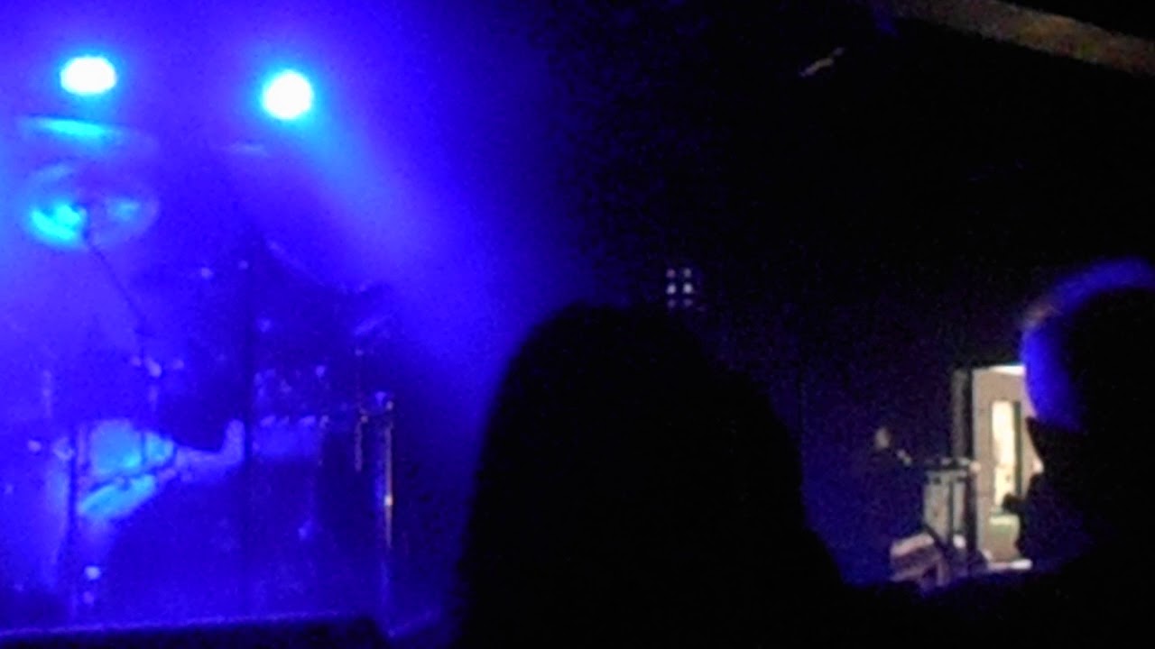 55=00=THIS IS LIMEHOUSE LIZZY MANCHESTER - YouTube