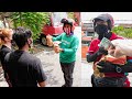 SURPRISING Grab Food drivers with Free Food and Money