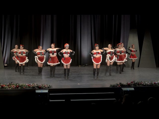 For classes and events, please visit www.saskatoonsalsa.com 

#boogaloo #wintershowcase #show #boogaloo2025 #saskatoon #