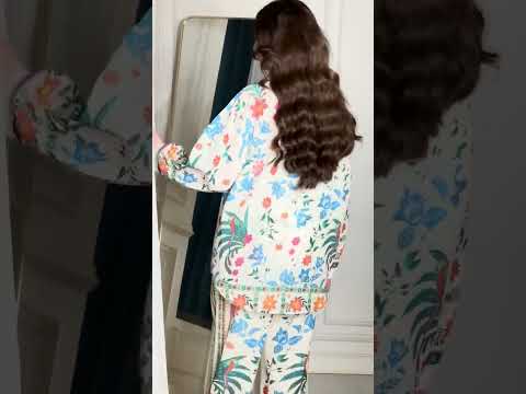 طقم نسائي بنقوشات صيفية