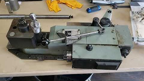 Duplomatic TA 80 Hydraulic Tracer attachment for a lathe.