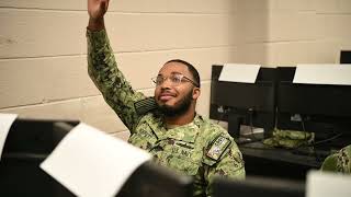 US Navy Intelligence Specialist (IS)