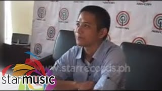 Interview with Ney during Star Records contract signing