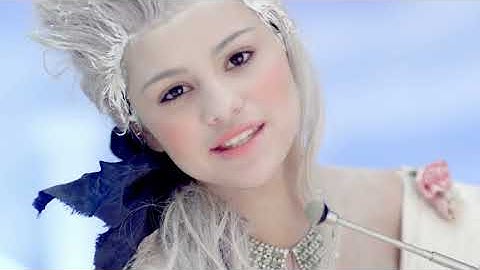 Selena Gomez & The Scene - Love You Like A Love Song