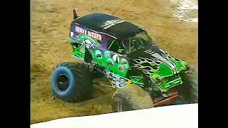 Download Lagu Monster Jam Minneapolis MN 2002 [Show 3] Clips (AI Enhanced) MP3