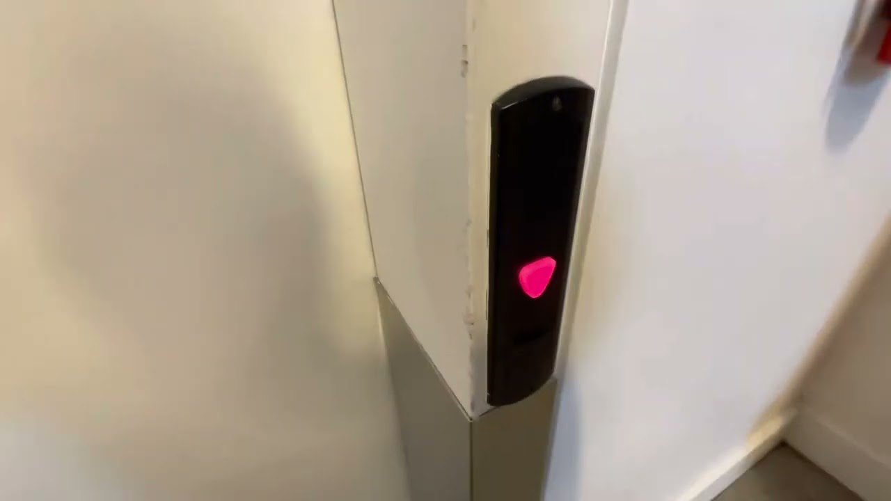 Schindler 321A Hydraulic Elevator - Indigo Bookstore (Yorkdale), North York ON