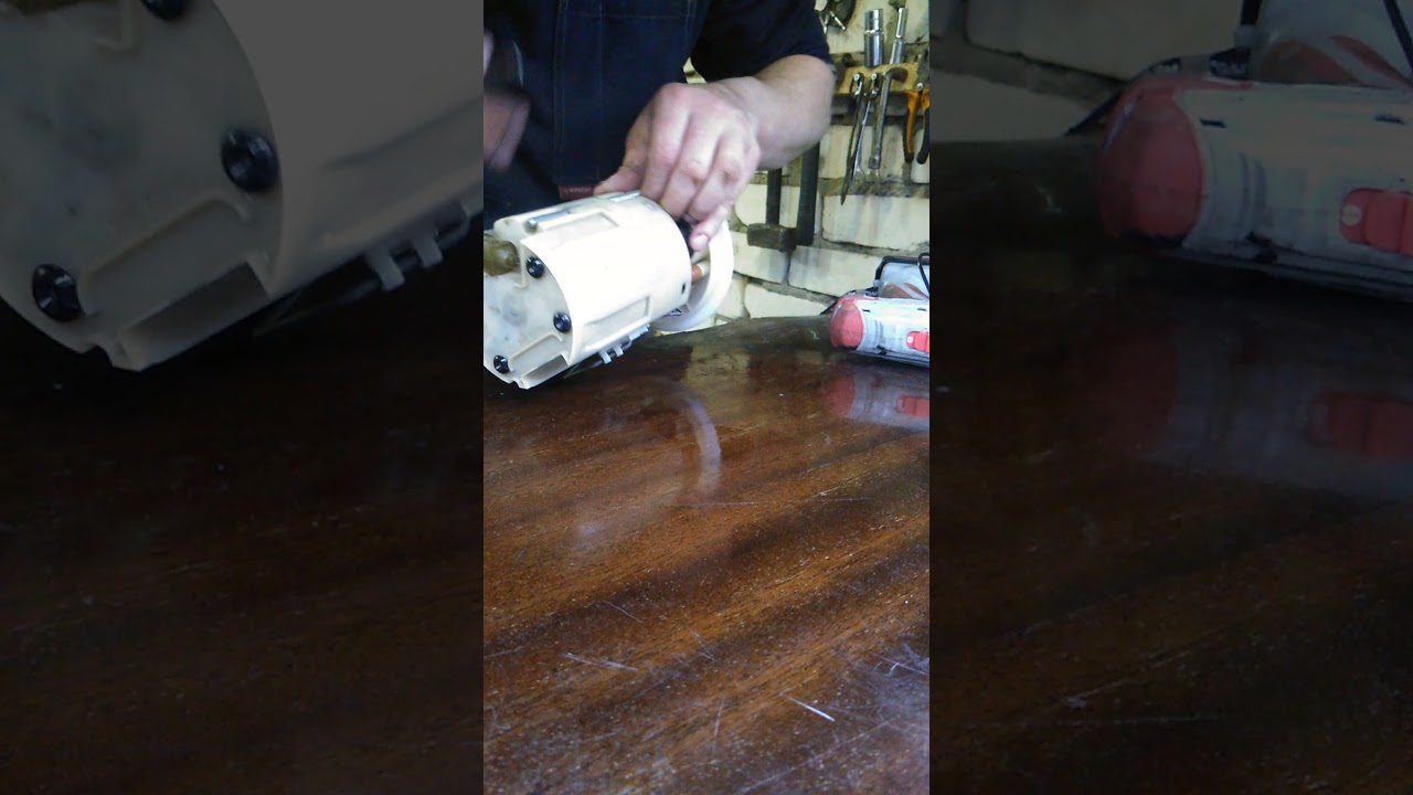 Не срабатывает бензонасос приора Не срабатывает бензонасос приора