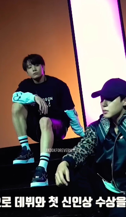 jimin looking sad 😢☹️#bts #jimin #jungkook #jikook #kpop #shorts #youtubeshorts