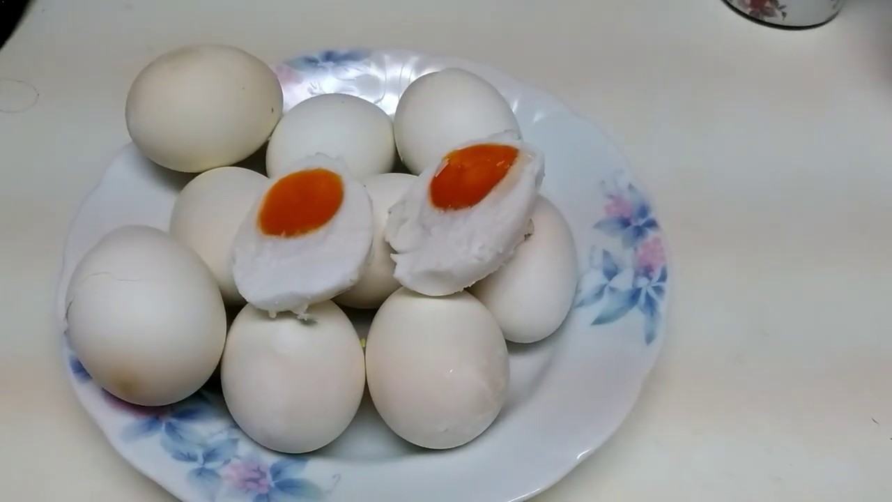 Cara Membuat Telur Asin Yang Mudah 