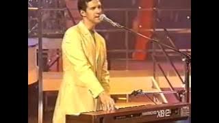 Level 42 - Love In A Peaceful World