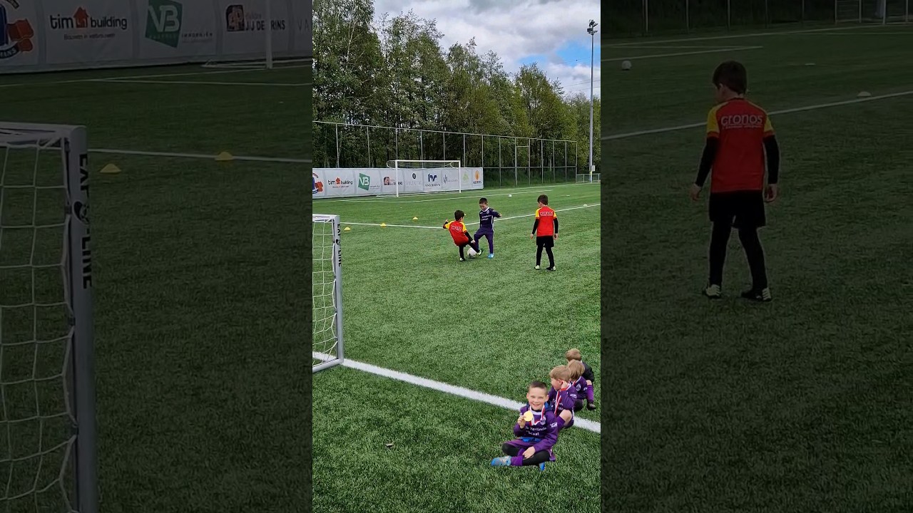 KSK Wavria U6 team play