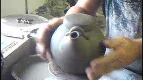 SIMON LEACH - lugging the teapot (part 5)