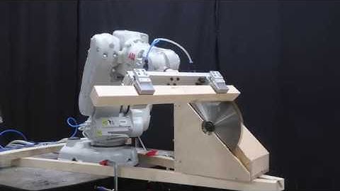 BODY & ORNAMENT: ROBOTIC PROCESSING OF TIMBER AS AN ARCHITECTURAL MATERIAL