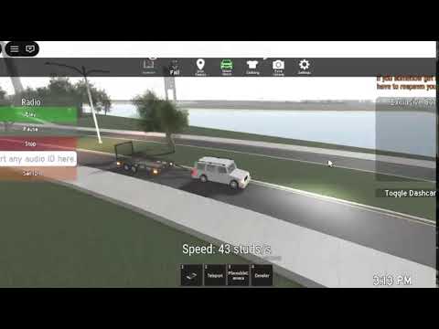 playing random games on roblox with avgeek573