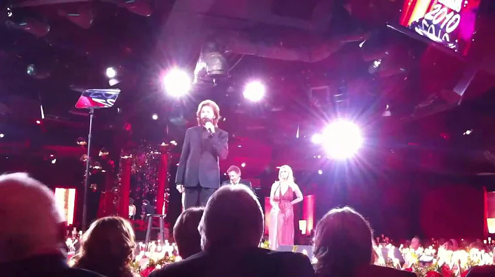 Ronnie Dunn celebrates Billy Sherrill
