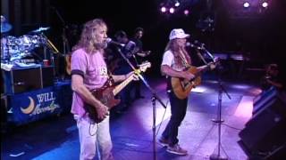 Video thumbnail of "Willie Nelson and Jody Payne - Old Flames Can't Hold a Candle to You (Live at Farm Aid 1994)"