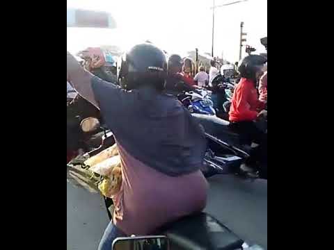 Https R5 Sn Ci5gup H55z Googlevideo Com Videoplayback Expire 1557556247 Ei TxfWXI26I7m7z7sP0oCrq