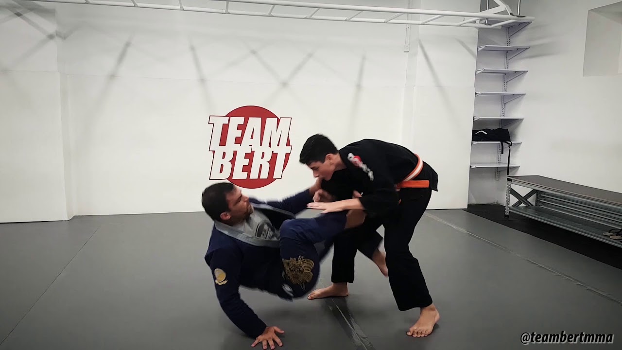 a sweep from the de la riva guard to full mount - YouTube