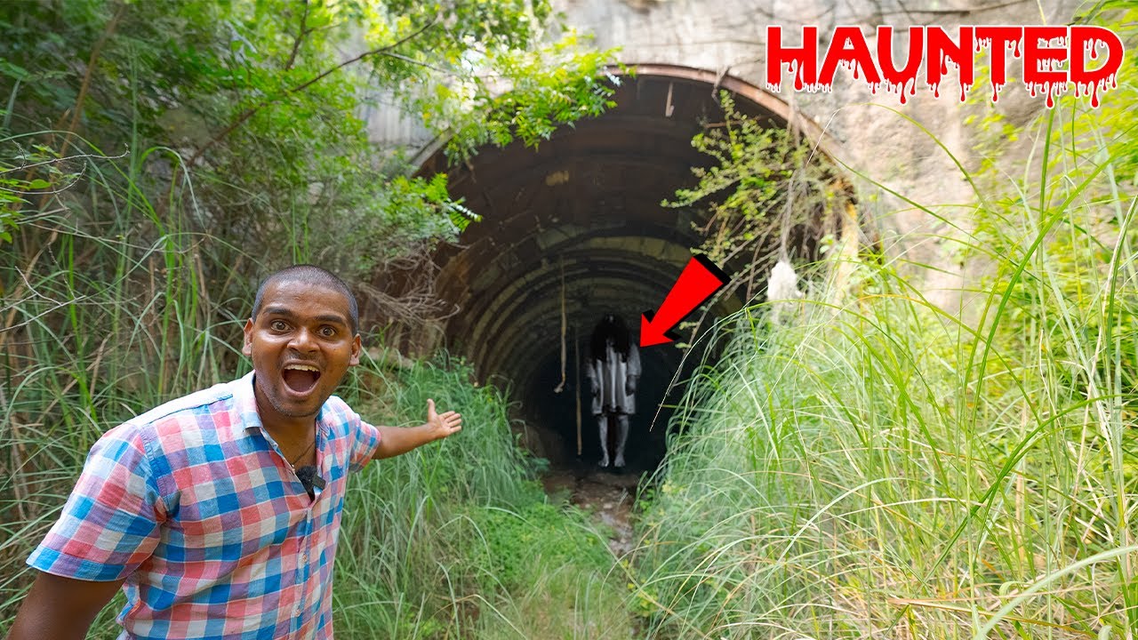 Exploring Most Haunted Cave - Ghost Haunting 🔥🔥 భయంకరమైన గుహలోకి వెళ్ళాము...😲😲 Telugu Experiments