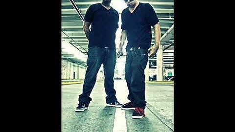 TyS & Alex B   Diferente A Los Demas