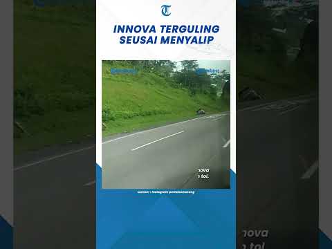 Detik-detik Innova Terguling di Tol Bawen-Semarang Seusai Menyalip