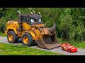 Epic Escape Lightning McQueen vs CONSTRUCTION RHINO MONSTER TRUCK in BeamNG.Drive