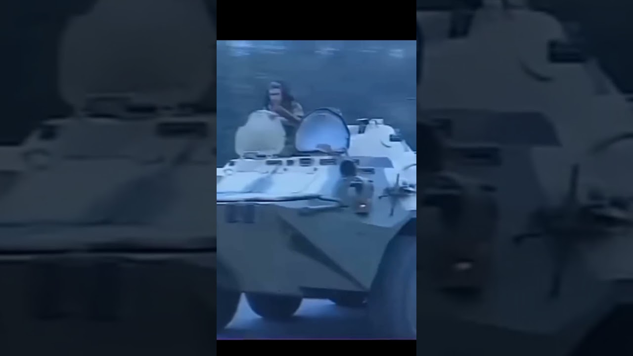 33 года со дня начала августовского путча. 