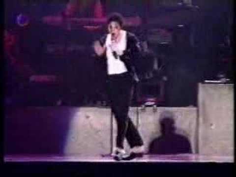 Michael best Billie Jean. Live History Tour, Munich, Germany. look 1:50...1:55 [my fav. part]