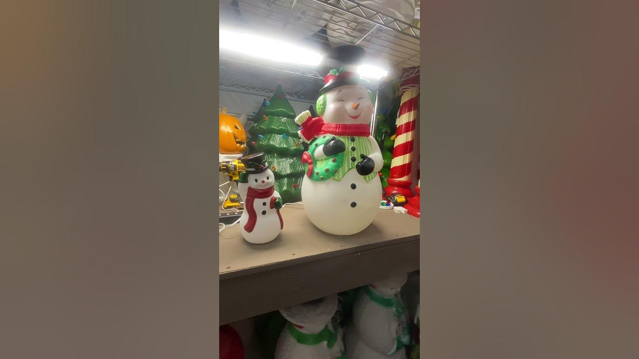 Cracker Barrel Christmas blow molds 2021 YouTube