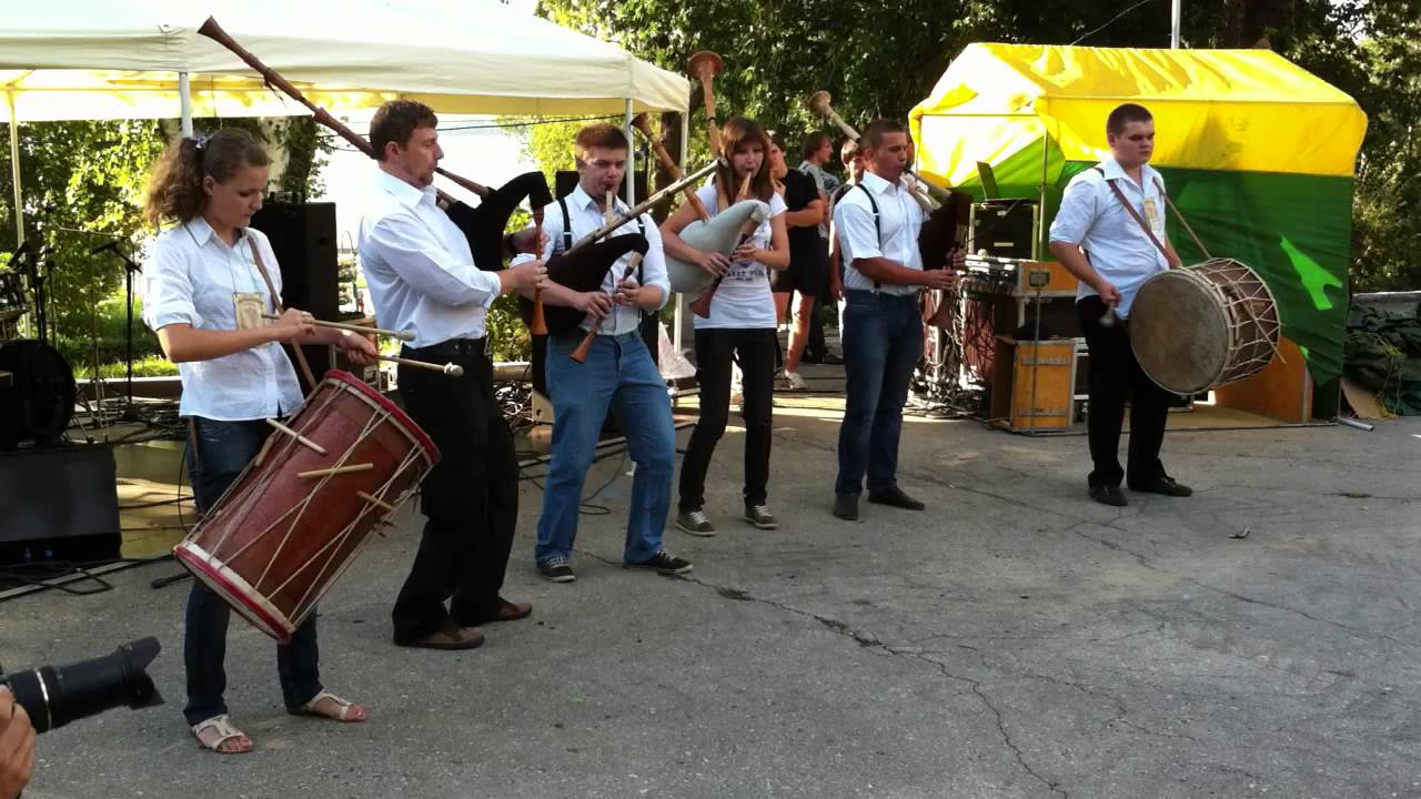 Five Shillings on Plasticine Rain - Ali Ben