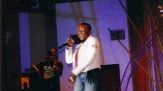 Bouqui Get It Started