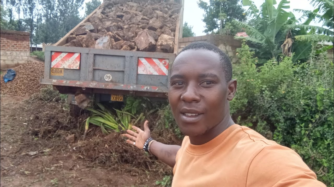 UNEXPECTED...!! FINALLY I HAVE ALL MATERIALS IN MY SITE GOD IS GOOD ALL THE TIME @iammarwa 🙏.