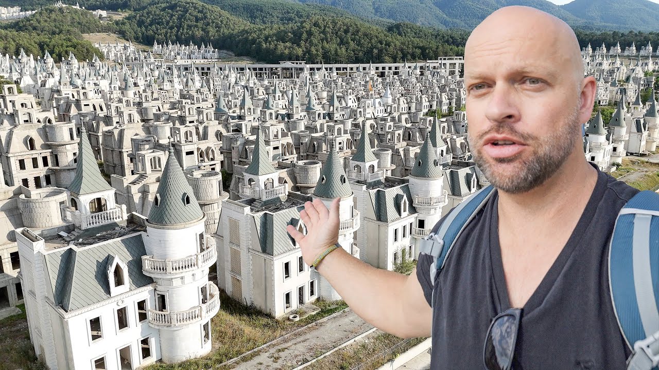 Opuszczone osiedle kilkuset zamków Disneya