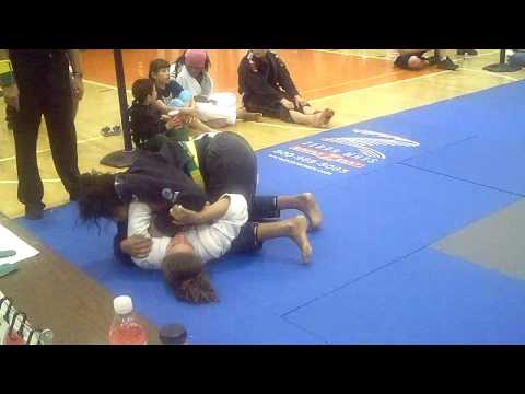 Michelle Welti (Dave Trader JJ) vs Nikki Claudio (...