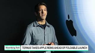 Ternus Takes Apple Helm Ahead of Foldable iPhone Debut
John Ternus begins his first day as Apple CEO as the company prepares for one of its biggest product launches in years. Bloomberg’s Mark Gurman explains how the longtime hardware chief will manage Apple’s veteran leadership team and what to expect from the company’s first foldable iPhone, including a price tag above $2,000. He joins Ed Ludlow on Bloomberg Tech.
Like this video? Subscribe to Bloomberg Technology on YouTube:
https://www.youtube.com/channel/UCrM7B7SL_g1edFOnmj-SDKg
Watch the latest full episodes of Bloomberg Technology with Caroline Hyde and Ed Ludlow here:
https://www.youtube.com/playlist?list=PLfAX25ZLrPGTygCwn55voYZ_LYyKjxokJ
Get the latest in tech from Silicon Valley and around the world here:
https://www.bloomberg.com/technology
Connect with us on...
X: https://twitter.com/technology
Facebook: https://www.facebook.com/BloombergTechnology
Instagram: https://www.instagram.com/bloombergbusiness/
Follow Ed Ludlow on X here: https://twitter.com/EdLudlow
Follow Caroline Hyde on X here: https://twitter.com/CarolineHydeTV
Listen to the daily Bloomberg Technology podcast here:
https://www.bloomberg.com/podcasts/series/bloomberg-technology
More from Bloomberg Business
Connect with us on...
X: https://twitter.com/business
Facebook: https://www.facebook.com/bloombergbusiness
Instagram: https://www.instagram.com/bloombergbusiness/
LinkedIn: https://www.linkedin.com/company/bloomberg-news/
TikTok: https://www.tiktok.com/@bloombergbusiness Ternus Takes Apple Helm Ahead of Foldable iPhone Debut